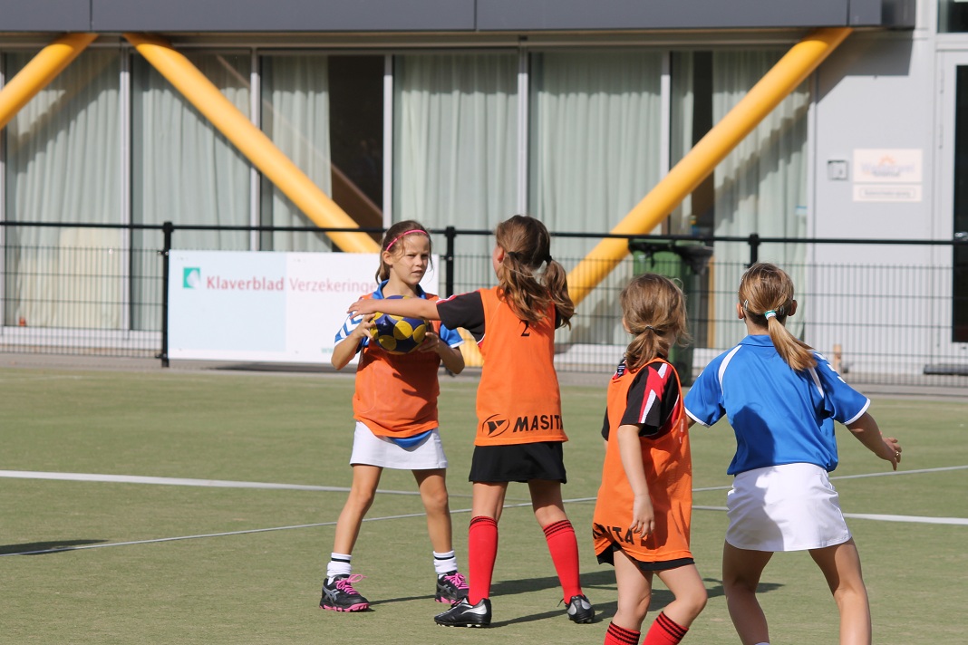 Wedstrijd 1 E2 151.JPG